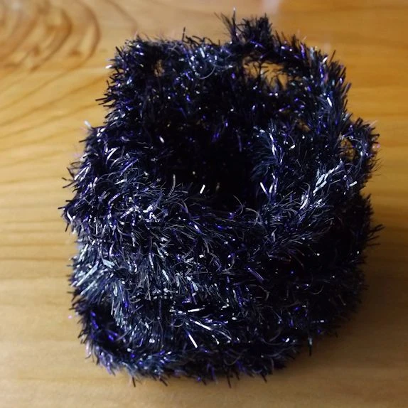 Translucent Blob Chenille FlyBox T-15 98 Translucent Blob Chenille FlyBox T-15 - Image 98